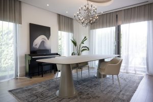 Solo Table