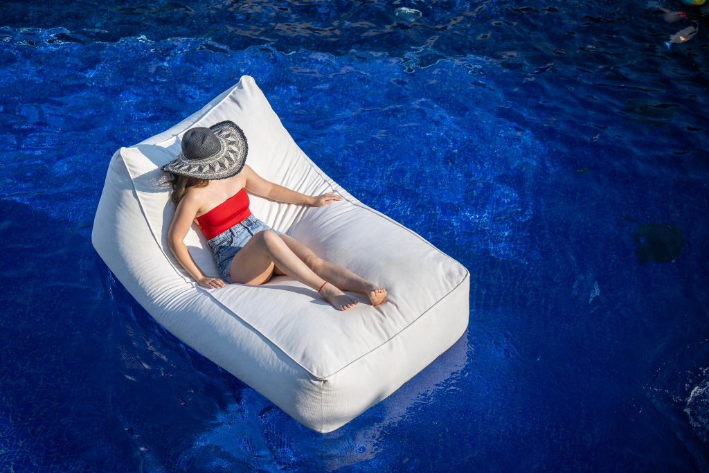 Belize II Lounger