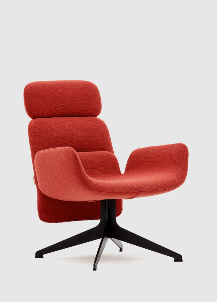 TUX Lounge Chair